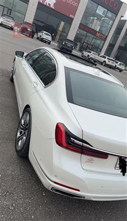 بي ام دبليو الفئة 7